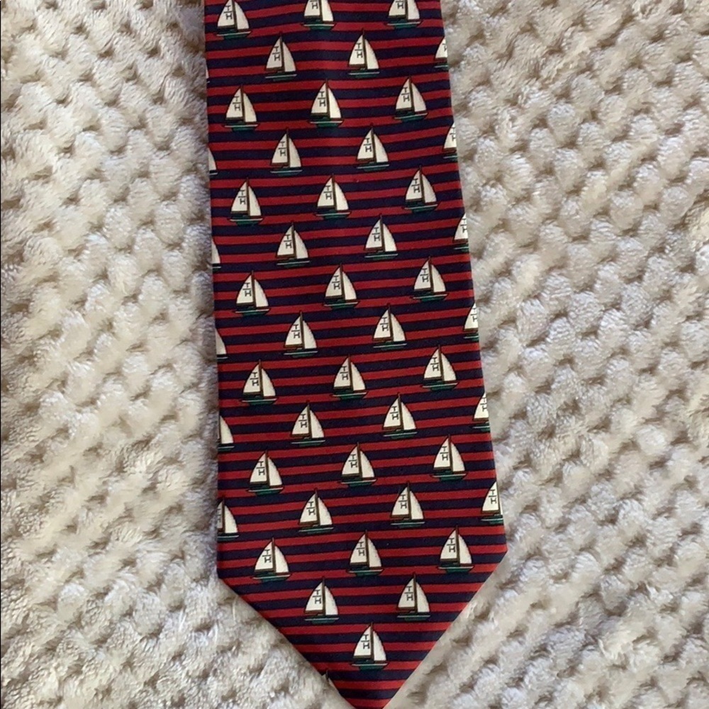 Tommy Hilfiger red silk tie with TH sailboats